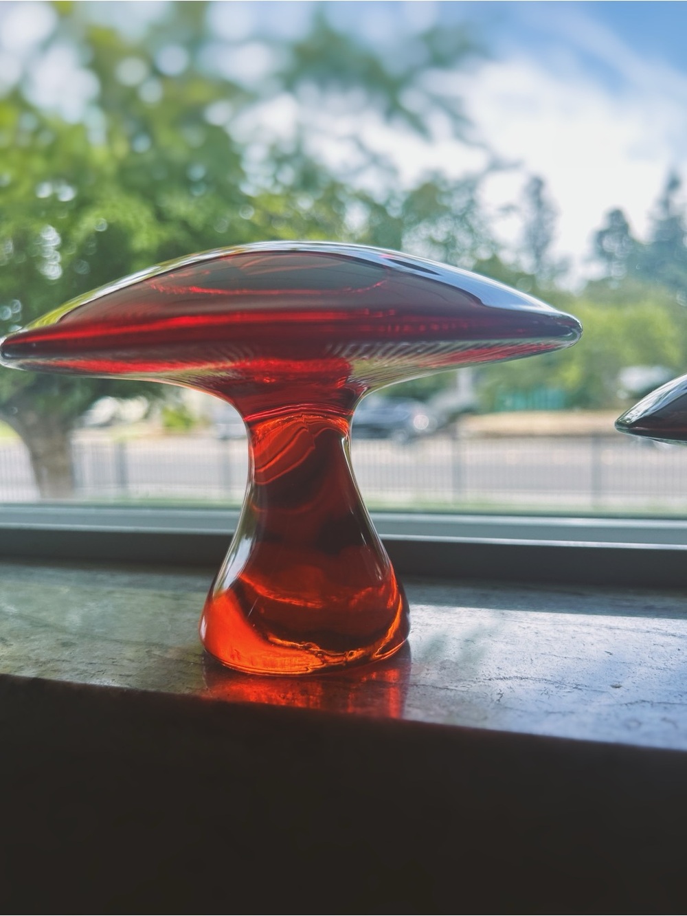 Vintage Amberina Art Glass Mushroom PapperweightMid-Century Modern Viking style - Picture 2 of 9